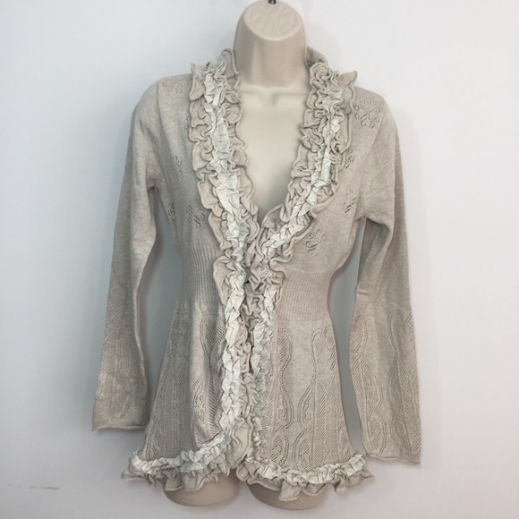 Anthropologie Sweaters - NWT Anthropologie Guinevere ruffle front cardigan